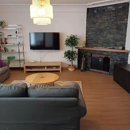 Centrico, 100 Metros De La Playa, Reformado,163 M2 Apartment *